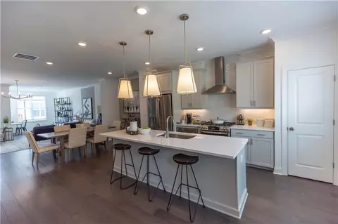 1701 Wellborn Walk #238, Suwanee, GA 30024