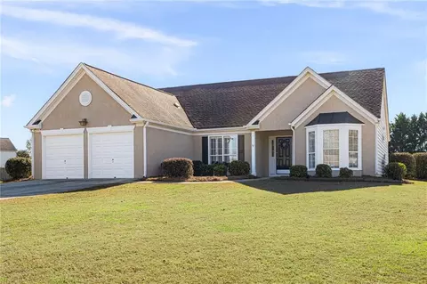 90 Creston Ct, Powder Springs, GA 30127