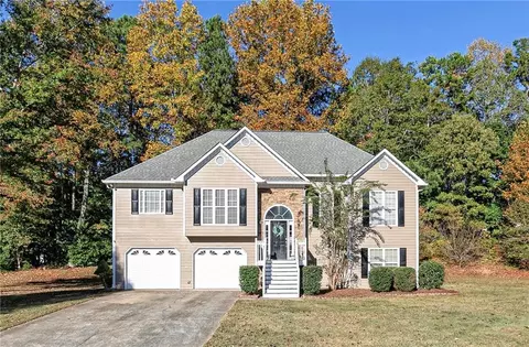 6287 Cheatham Lake Dr NW, Acworth, GA 30101