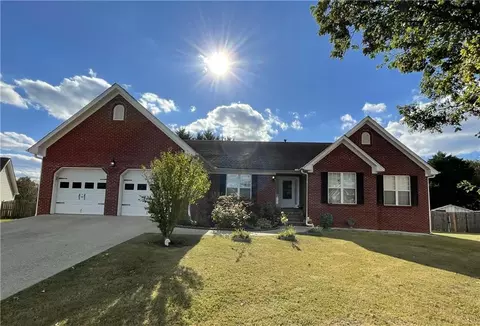 303 Coburn Ct, Lawrenceville, GA 30045