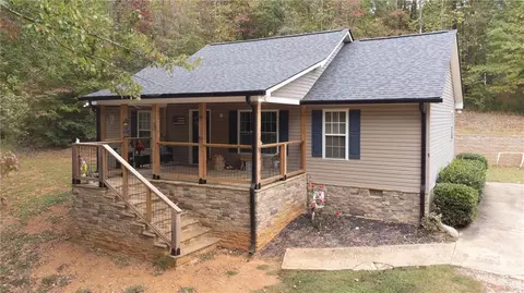 42 Holly Ln, Dahlonega, GA 30533