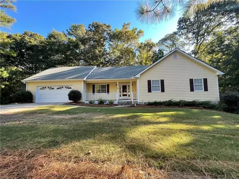 1635 Greystone Ln, Loganville, GA 30052