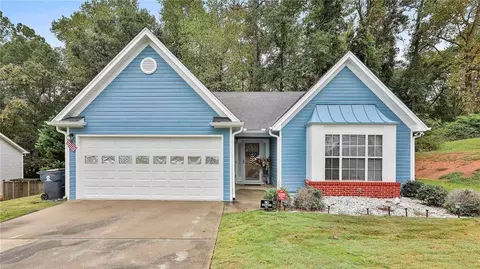 5305 Deer Ln, Union City, GA 30291