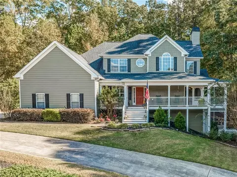 610 Clover Mill Dr, Jefferson, GA 30549