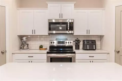 537 Clinton Dr, Temple, GA 30179 photo 8