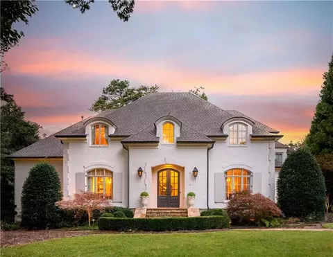 4380 Paran Summit Ct NW, Atlanta, GA 30327