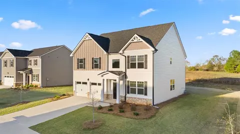 450 Condor Ct, Statham, GA 30666