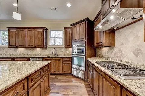 7880 Royal Melbourne Way, Duluth, GA 30097 photo 23