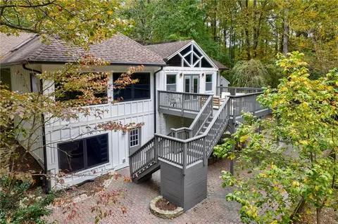 2330 Castle Ln NE, Marietta, GA 30062