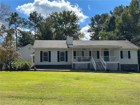 5420 Gum Creek Ct, Loganville, GA 30052