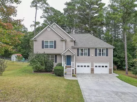 115 Levi St, Calhoun, GA 30701
