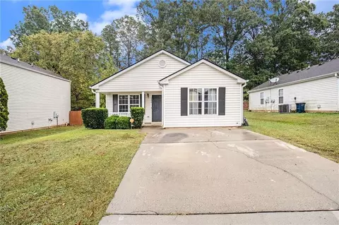 1646 Hallmark Hills Dr, Griffin, GA 30223