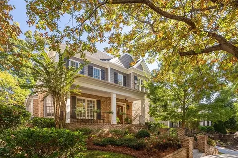 938 Manor Parc Dr, Decatur, GA 30033