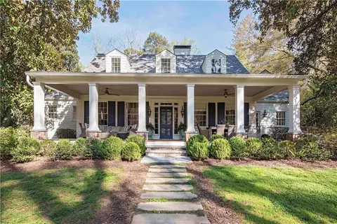 635 Andover Dr NW, Atlanta, GA 30327