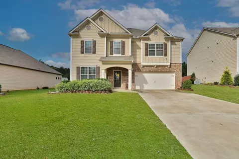 7401 Stone Bluff Dr, Douglasville, GA 30134
