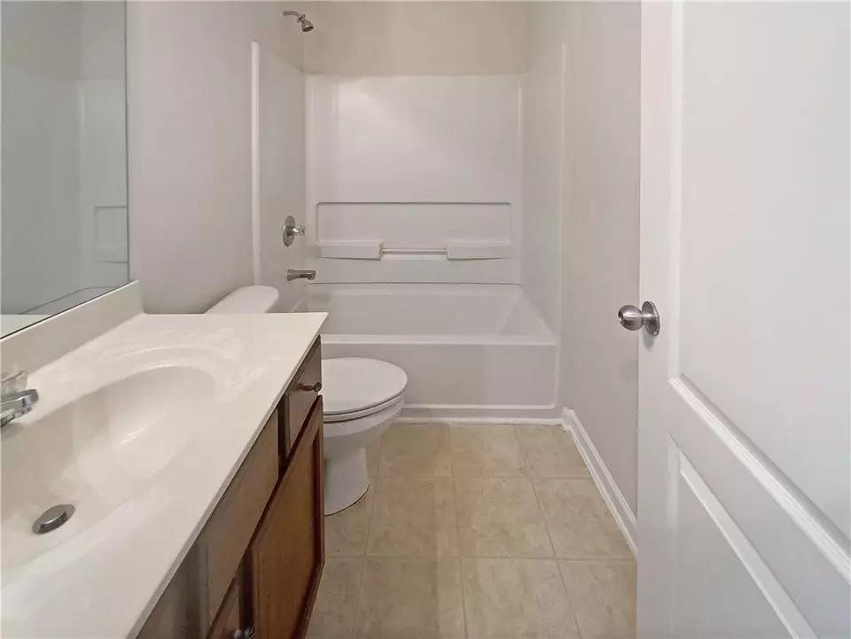  1342 Melrose Woods Ln, Lawrenceville, GA 30045 photo 15