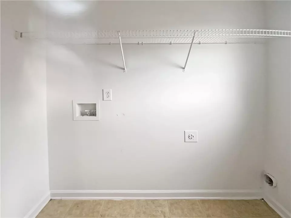  1342 Melrose Woods Ln, Lawrenceville, GA 30045 photo 11