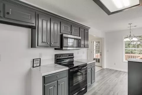 Kitchen - 182 Celestial Run, Winder, GA 30680 photo 3 of 3