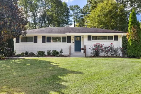 848 Lake Ct SE, Smyrna, GA 30082