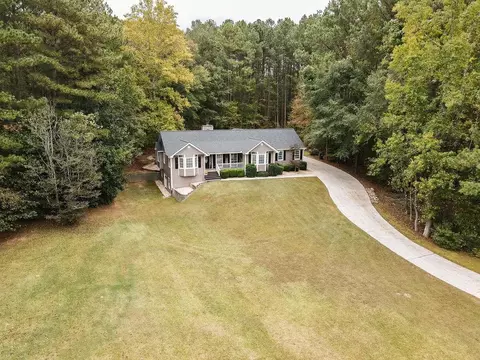 5000 Rabbit Farm Rd, Loganville, GA 30052