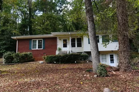 152 Brookside Dr, Elberton, GA 30635