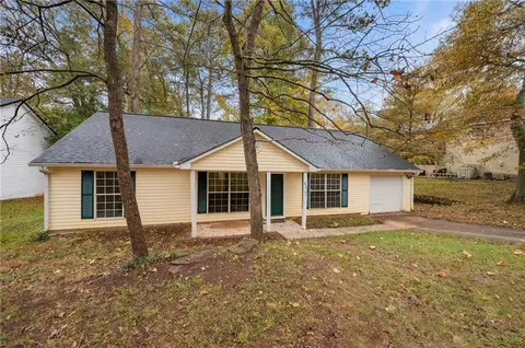 6866 Fielder Ct, Rex, GA 30273 photo 3