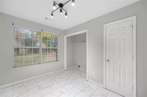 6866 Fielder Ct, Rex, GA 30273 photo 11