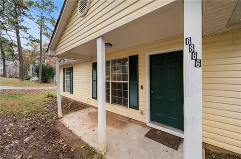 6866 Fielder Ct, Rex, GA 30273 photo 4