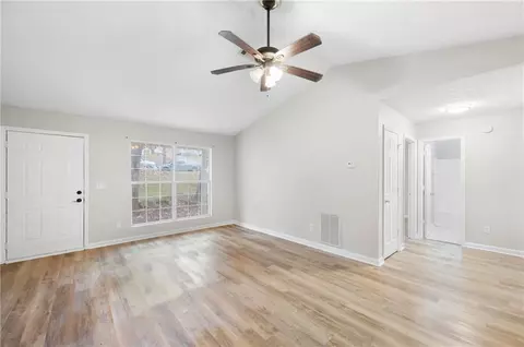 6866 Fielder Ct, Rex, GA 30273 photo 8