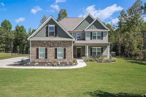 8715 Hardwood Trl, Lula, GA 30554