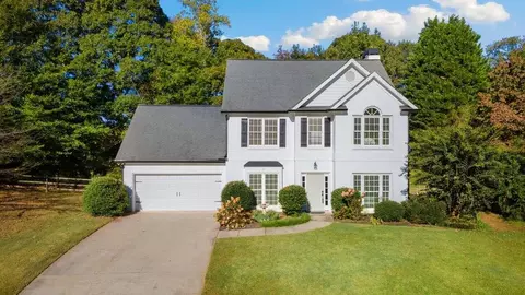 306 Wood Knoll Ct, Woodstock, GA 30189
