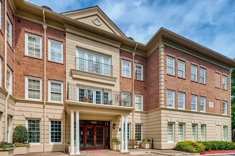 5415 Northland Dr #201, Sandy Springs, GA 30342