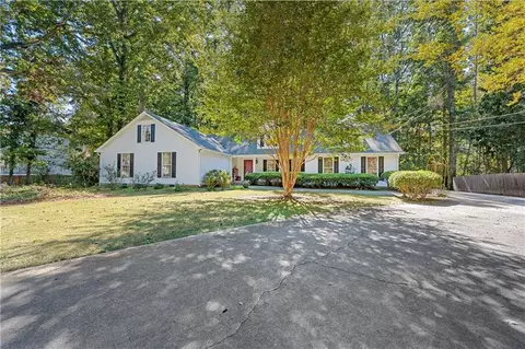 4467 Alpine Ct, Snellville, GA 30039