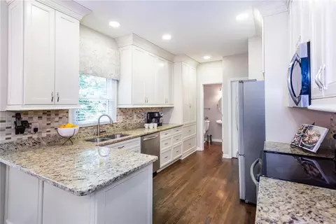 7110 Threadstone Overlook, Johns Creek, GA 30097 photo 19