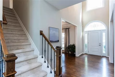 7110 Threadstone Overlook, Johns Creek, GA 30097 photo 9