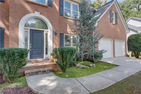 7110 Threadstone Overlook, Johns Creek, GA 30097 photo 2