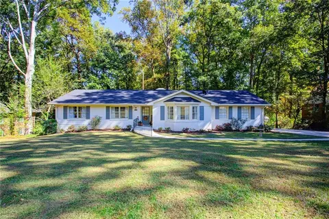 3270 Hickory Crest Dr NW, Marietta, GA 30064
