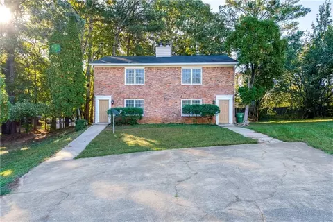 5305 Stonebush Ter, Stone Mountain, GA 30083