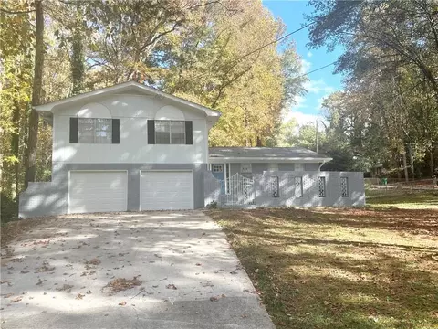 538 Martindale Ct, Stone Mountain, GA 30088