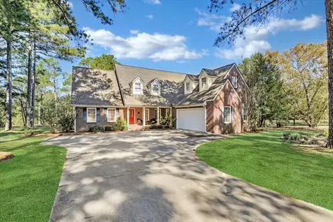 7422 W Northgate Dr, Tifton, GA 31794