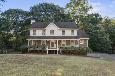 1657 Ellenwood Dr NE, Roswell, GA 30075