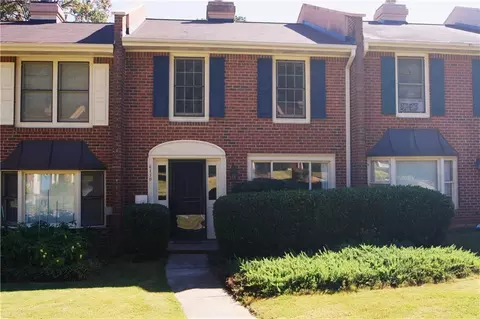 6110 Queen Anne Ct, Norcross, GA 30093