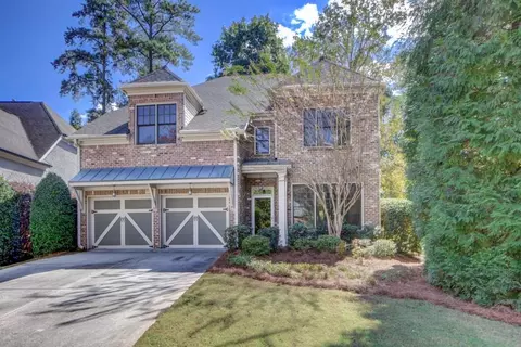 1072 Greenglen Dr SE, Smyrna, GA 30080