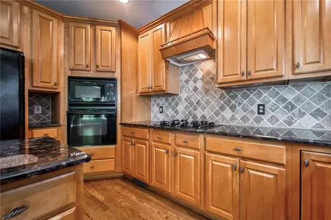 7810 Paces Ln, Gainesville, GA 30506 photo 28