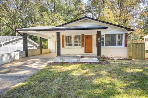 699 Cedar Ave NW, Atlanta, GA 30318