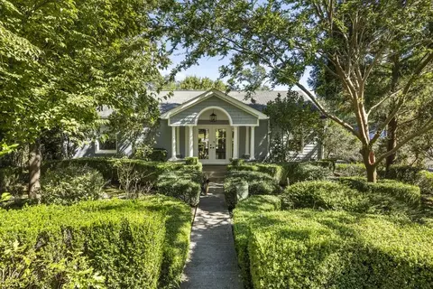 3059 Lee St SE, Smyrna, GA 30080