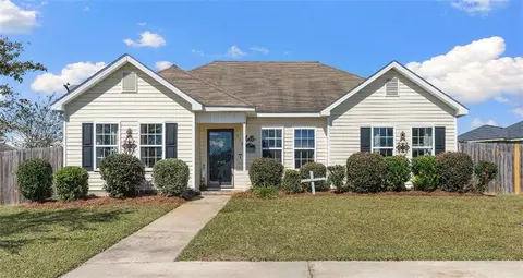 112 Bridgeport Ln, Perry, GA 31069