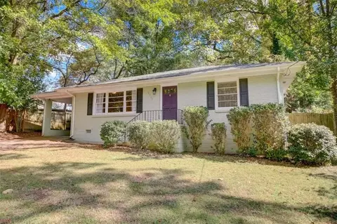 2612 Blount St, East Point, GA 30344