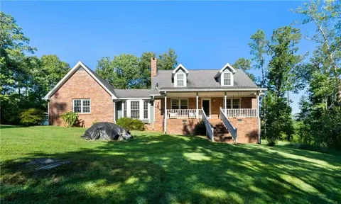 2172 Burnett Ferry Rd SW, Rome, GA 30165