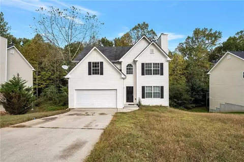 6803 Merrywood Dr, Fairburn, GA 30213